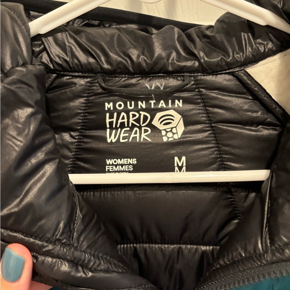 Mountain Hardwear hybrid hoodie, teal puffer jacket with white sherpa sleeves - Picture 3 of 5